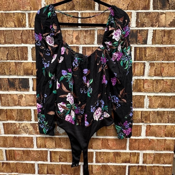 AFRM Floral Black Blouse - Picture 5 of 10